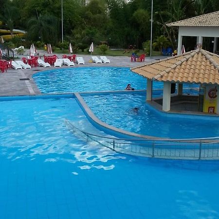 Golden Dolphin Express 5Pessoas Mais 1 Crianca Ate 5 Anos Com Toalhas E Roupas De Cama,Lencois, Travesseiros E Fronhas E 3 Parques Aquaticos Termais Limpeza Impostos E Taxas Ja Incluso Caldas Novas Eksteriør billede